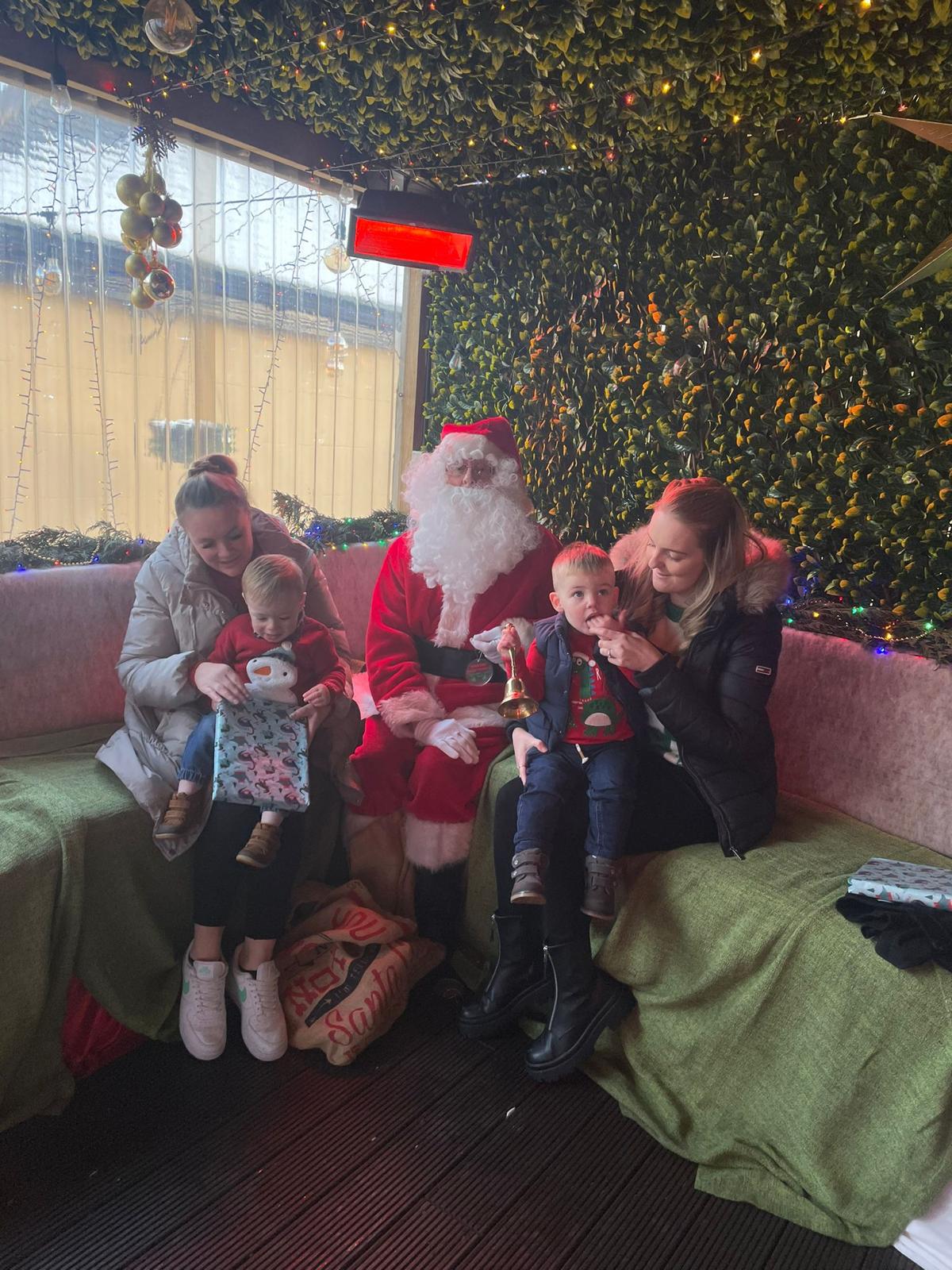 Xmas 22 (90)
