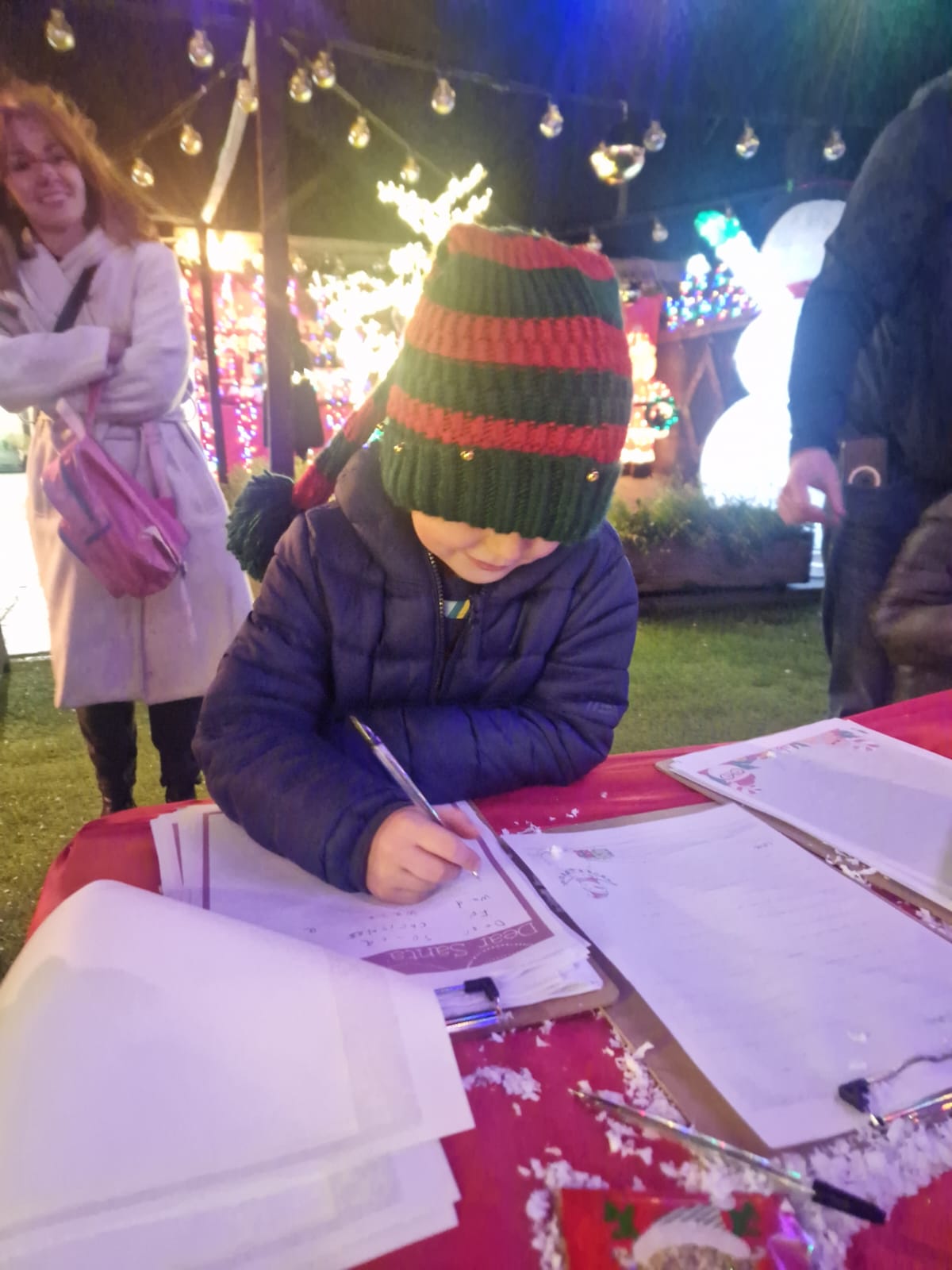 15th Tea Santa (20)