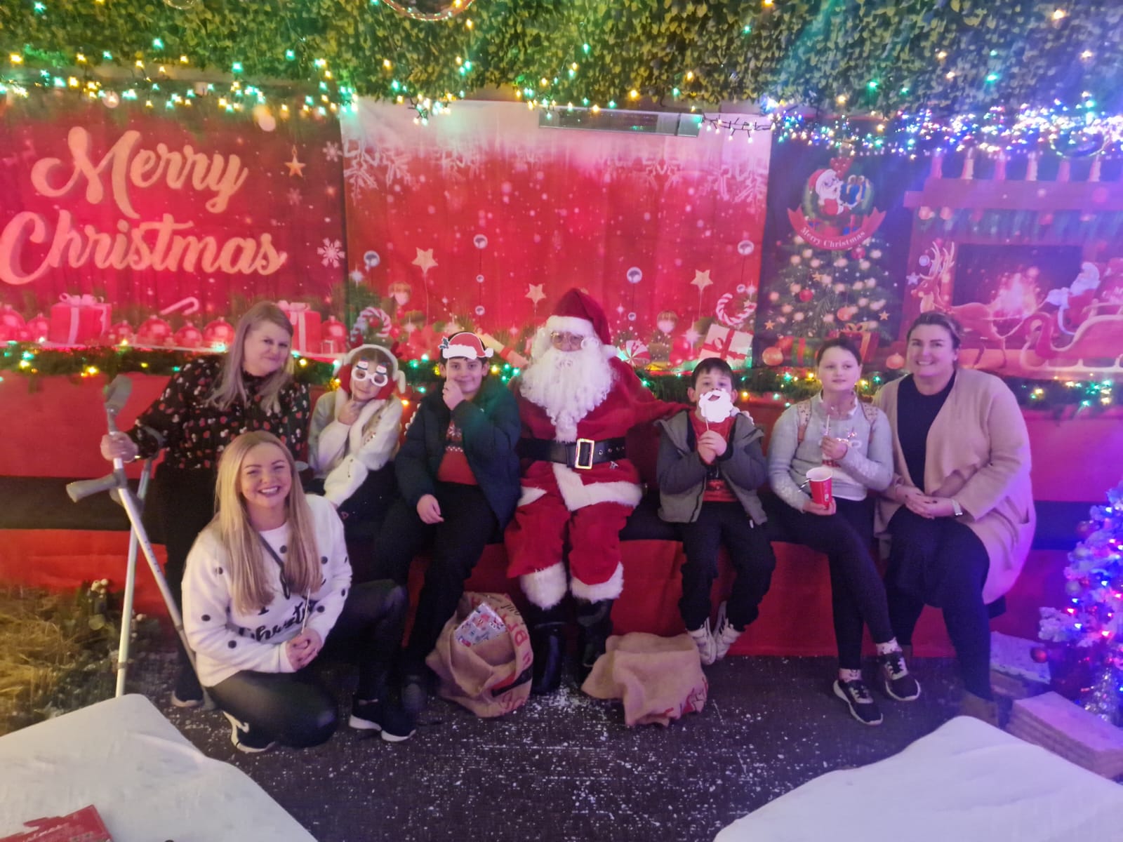 15th Tea Santa (24)