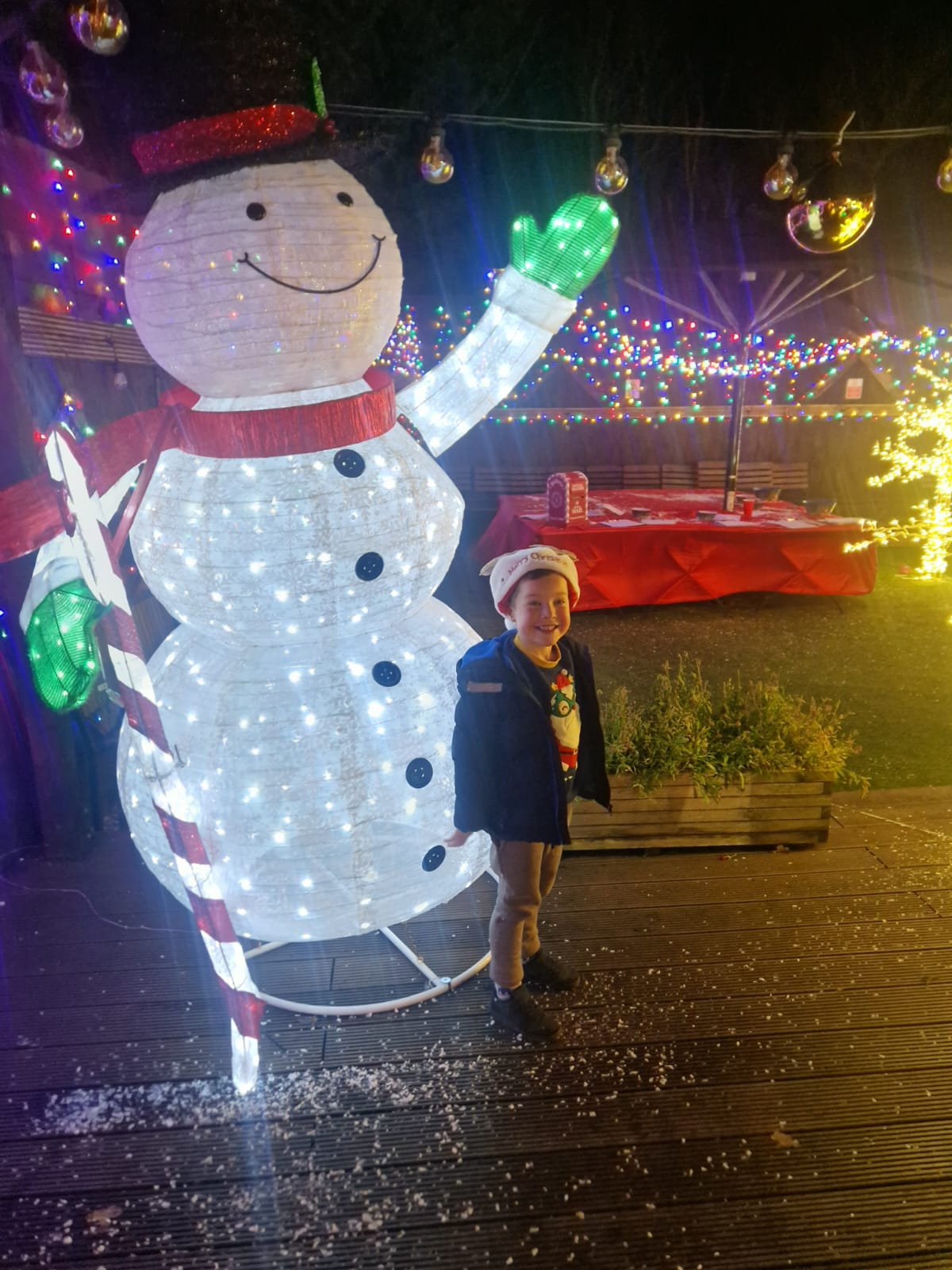 15th Tea Santa (27)