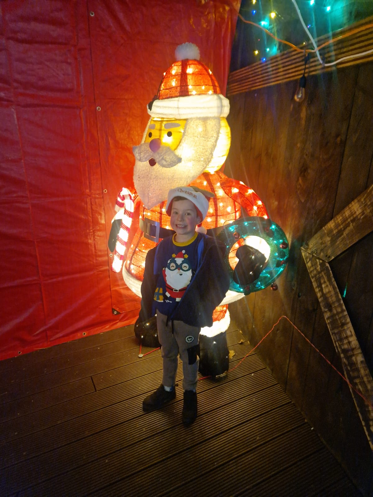 15th Tea Santa (28)