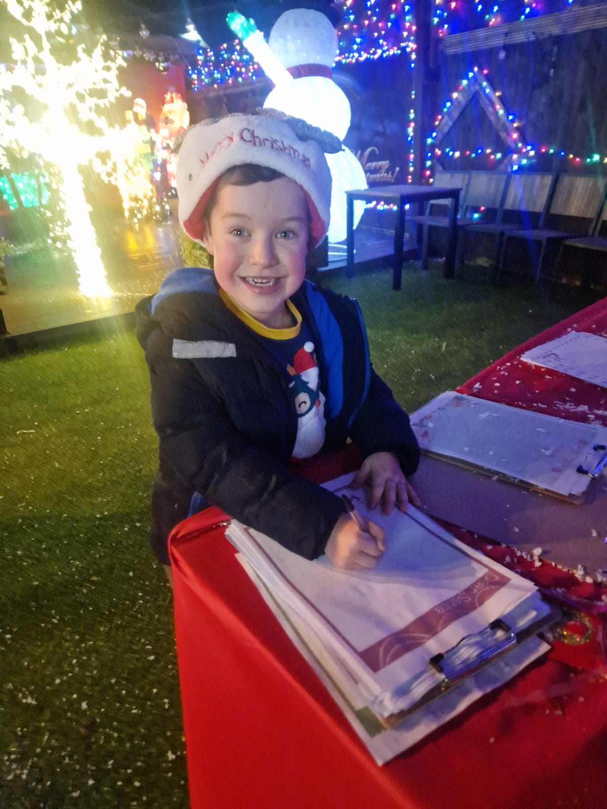 15th Tea Santa (31)