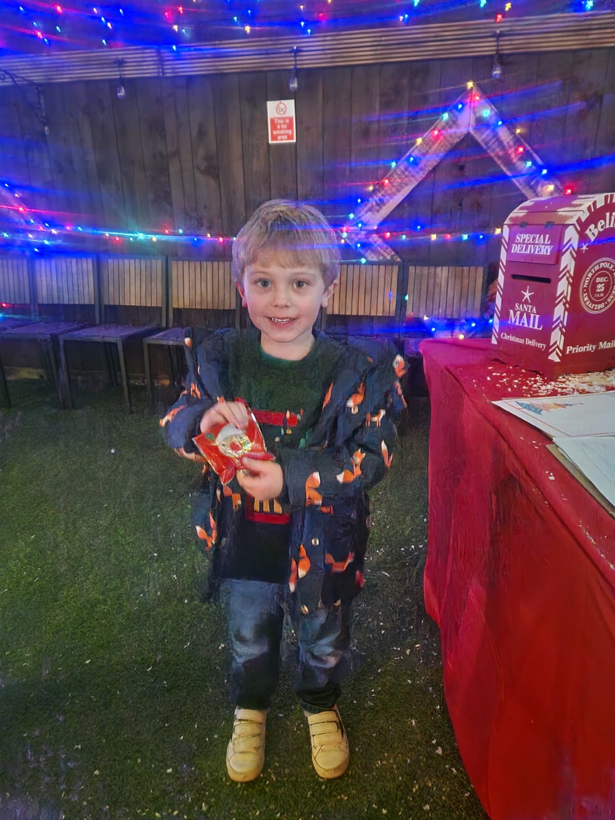 15th Tea Santa (38)